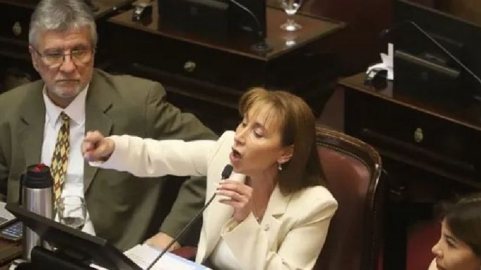 Tras los insultos, Francos no irá al Senado