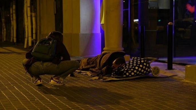 Dos hombres y un bebé murieron en la calle por la ola de frío