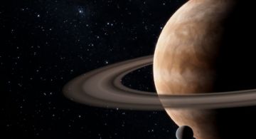 Misterio cósmico en Saturno: ¿impacto o píxel errante?