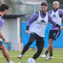 Racing recibe a Barracas Central en busca de un arranque con triunfo