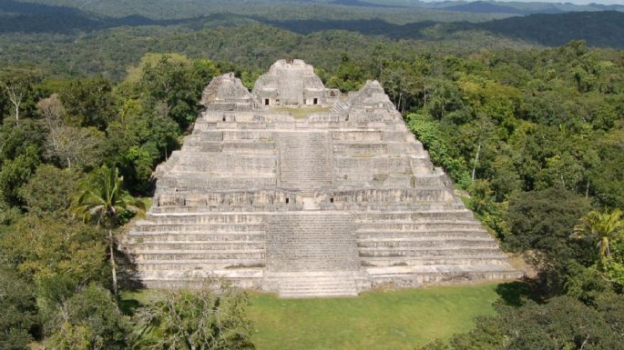 Descubren la tumba del primer rey del Imperio Maya