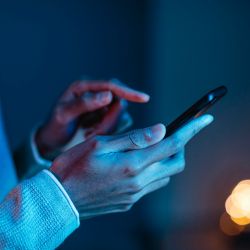 La ciencia revela lo que pasa en el cerebro cuando desconectas el celular