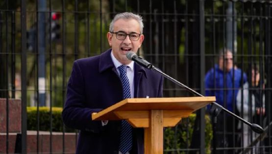 Citaron a declarar al intendente que vinculó a los dueños del laboratorio con narcos