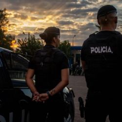 Un hombre fue asesinado en Godoy Cruz y su esposa atacó a la Policía 