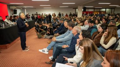 Foto iliustrativa de  Cómo resolverá la UCR el armado de su propia lista si acuerda con LLA