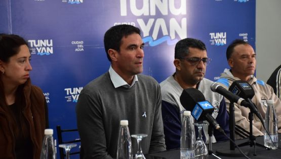 El intendente de Tunuyán se diferenció de Félix y unificó los comicios