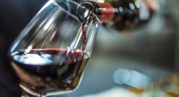 Semáforo de las economías regionales: por qué el vino está "en rojo"