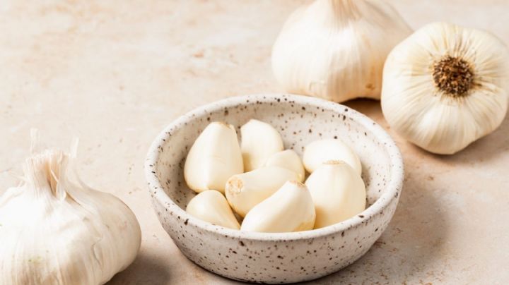 Cinco razones por la que deberías comer ajo crudo