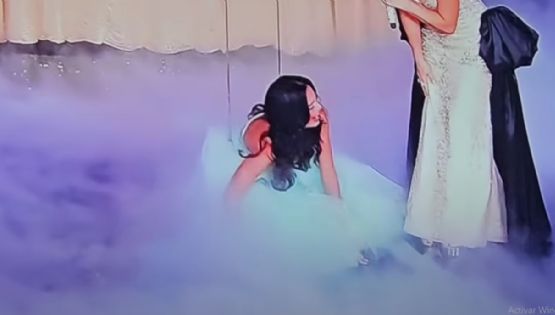 Una participante de Miss Universo tuvo un accidente en vivo y suspendieron el concurso 