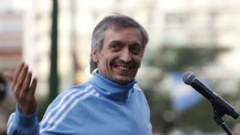 Máximo Kirchner advirtió al peronismo: “Si le hablamos a todos, no le hablamos a nadie”