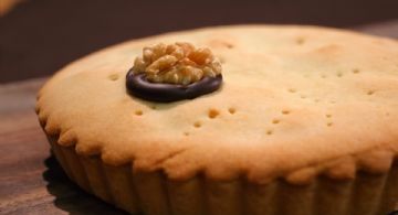 Espectacular tarta suiza de nueces