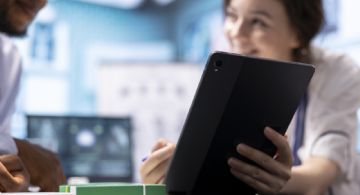 Impulsan una reforma educativa que incluye la IA 