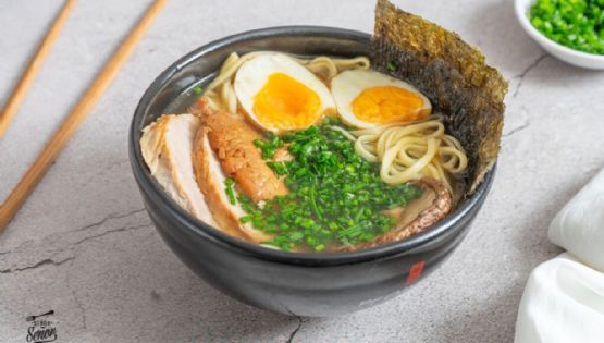 Así se prepara el clásico ramen japonés
