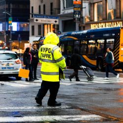 Cinco muertos y seis heridos tras un tiroteo en un edificio de oficinas de Nueva York
