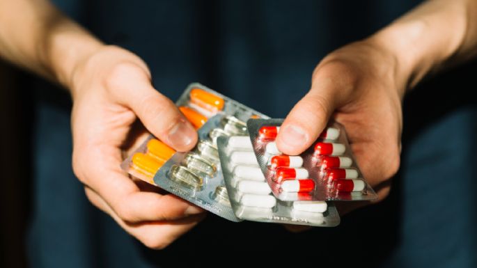 El riesgo de automedicarse y usar mal los antibióticos