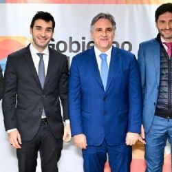 Cinco gobernadores arman un frente electoral para competir contra Milei