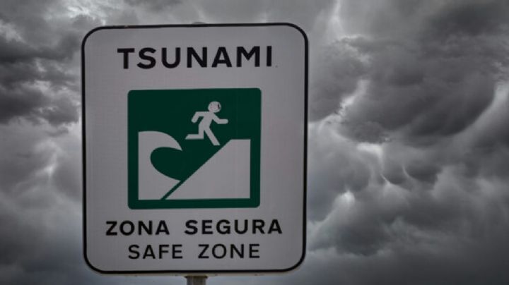 Chile dispuso alerta roja por tsunami en varias localidades costeras 