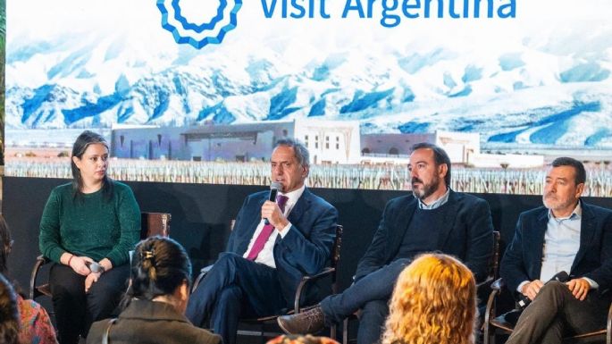El Gobierno analiza un IVA diferencial para el turismo