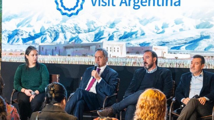 El Gobierno analiza un IVA diferencial para el turismo