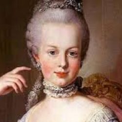 Una joya de María Antonieta rompe récords en la subasta