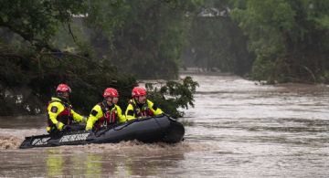 Más de 30 muertos y veinte niños desaparecidos por las inundaciones en Texas