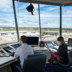 Paro de controladores: aerolíneas no reubicarán pasajeros