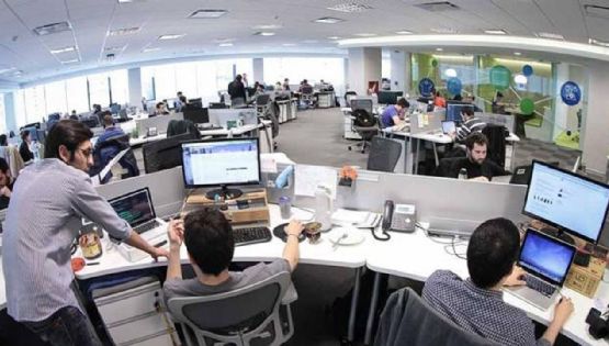 Mercado Libre cierra oficinas en Córdoba por costo de tasas municipales