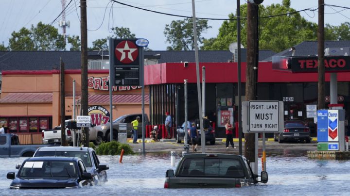 Inundaciones en Texas: críticas a Trump por recortes