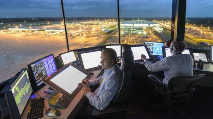 Reunión clave con controladores aéreos