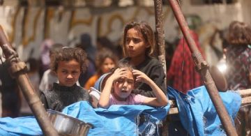 Hambruna: lanzan 97 paquetes desde el aire para Gaza 