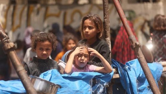 Hambruna: lanzan 97 paquetes desde el aire para Gaza 