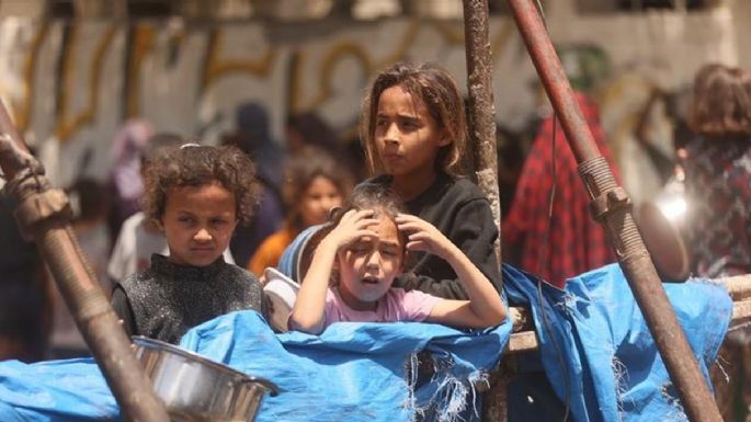 Hambruna: lanzan 97 paquetes desde el aire para Gaza 