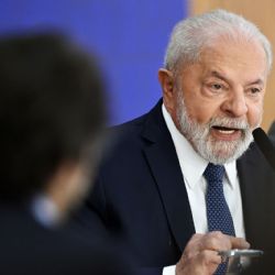 Lula defiende elevar los impuestos a los súper ricos
