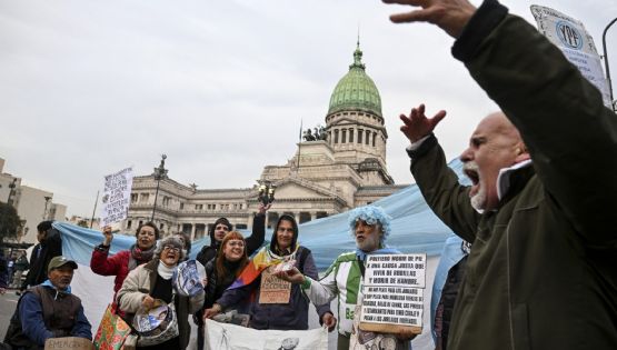 “Supermiércoles” de marchas: jubilados y trabajadores del Garrahan se movilizan