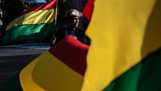 Casi 8 millones de bolivianos eligen presidente