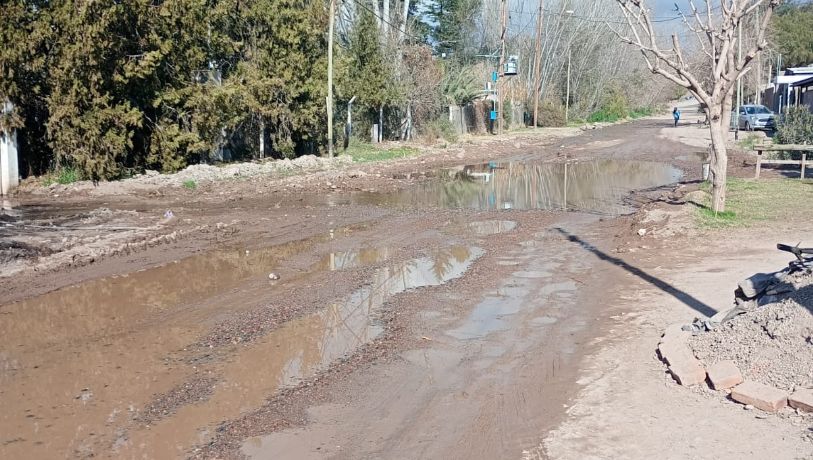 El barrio inundado donde siempre falta el agua