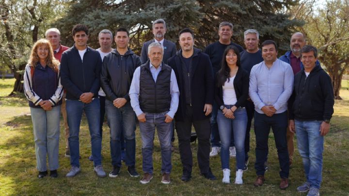 Las claves de la campaña electoral de la alianza LLA + Cambia Mendoza