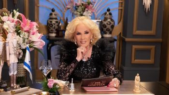 Fabiola Yáñez estará en la Mesaza de Mirtha Legrand