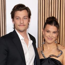 Millie Bobby Brown y su esposo adoptaron a un niña 