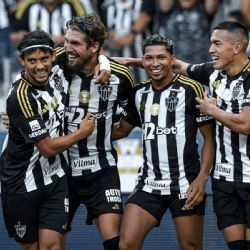 Mineiro eliminó al Tomba