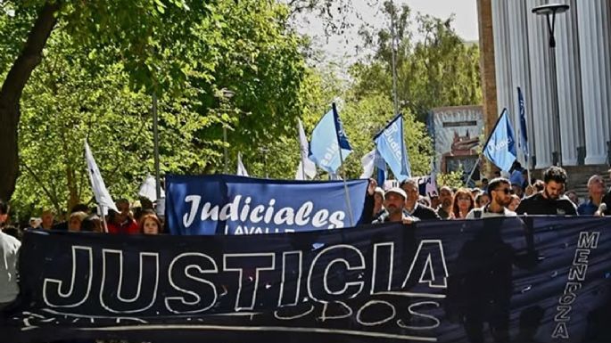 El Gobierno apeló a un decreto para aumentarles a los judiciales