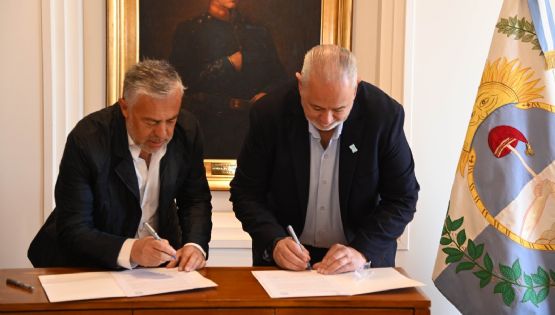 Cornejo anunció una fuerte inversión en la comuna de su nuevo aliado