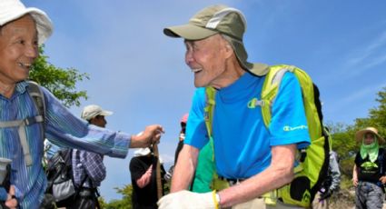 Con 102 años, escaló el Monte Fuji y se llevó el récord mundial