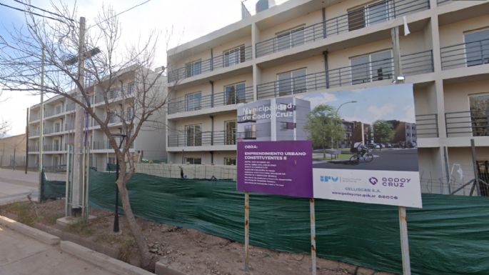 Oportunidad para adquirir viviendas en un barrio de Godoy Cruz