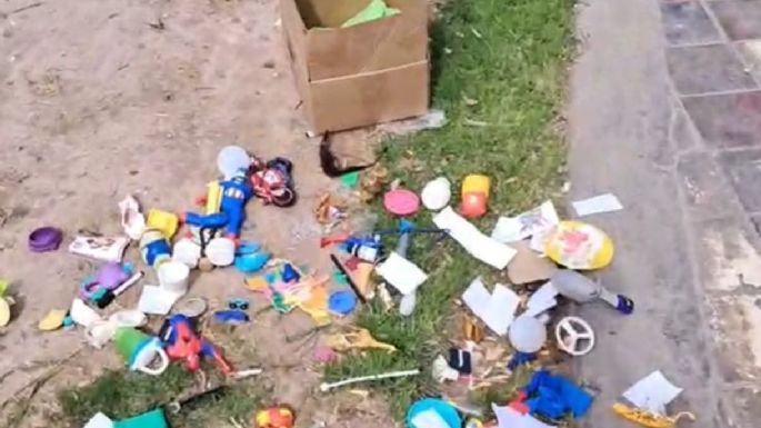 Vecinos mugrosos: la plaza del Unimev convertida en un basural