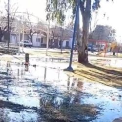 Desborde sin solución: vecinos de Maipú lo sufren desde hace años