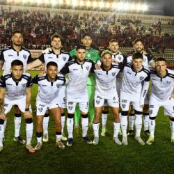 Gimnasia no pudo con Morón y cayó por la mínima