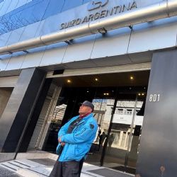 Allanaron sedes de ANDIS y la Droguería Suizo Argentina 