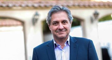 En su paso por Argentina, Kast buscó arrebatarle un funcionario a Milei