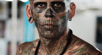 El hombre "más tatuado del mundo" mostró su rostro tras realizarse un tratamiento con laser 